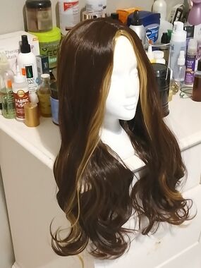 24-26 Inch Long Wavy Brown Wig with Blonde Highlights - Women Hair